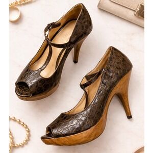 Forever 21 Womens Size 8 Brown Platform Heels Croc T Strap Peep Toe Wood Heel